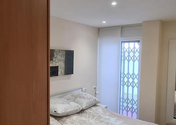 Apartment Nules アパート *